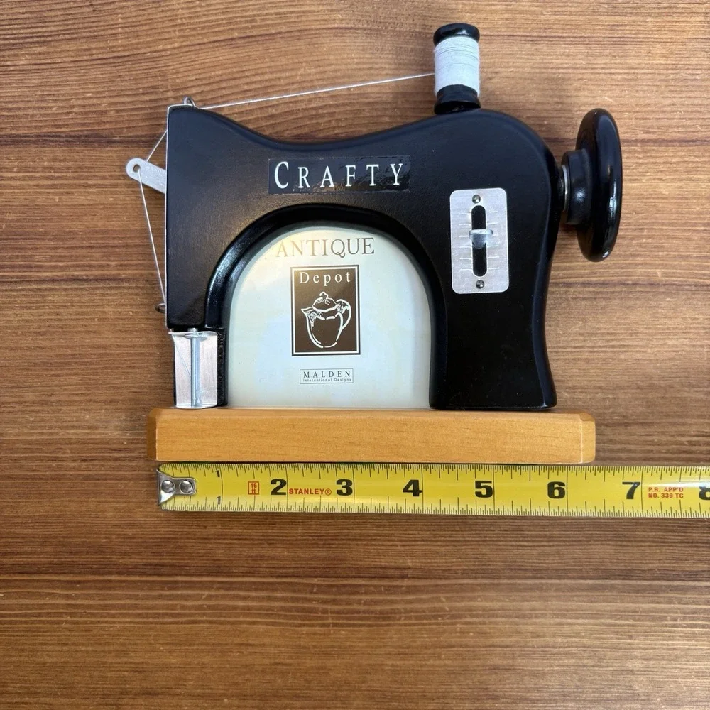 Vintage Malden Antique Depot Crafty Sewing Machine Picture Frame 3x4 Freestand